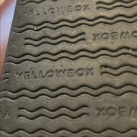 Yellow Box Starla Rhinestone flip flops 8 - Picture 7 of 8